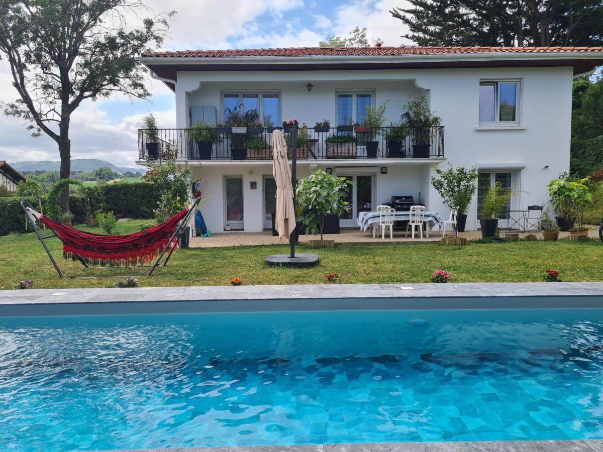 Appartement Avec Cuisine Et Grande Piscine Chauffee Hendaye Ngoại thất bức ảnh