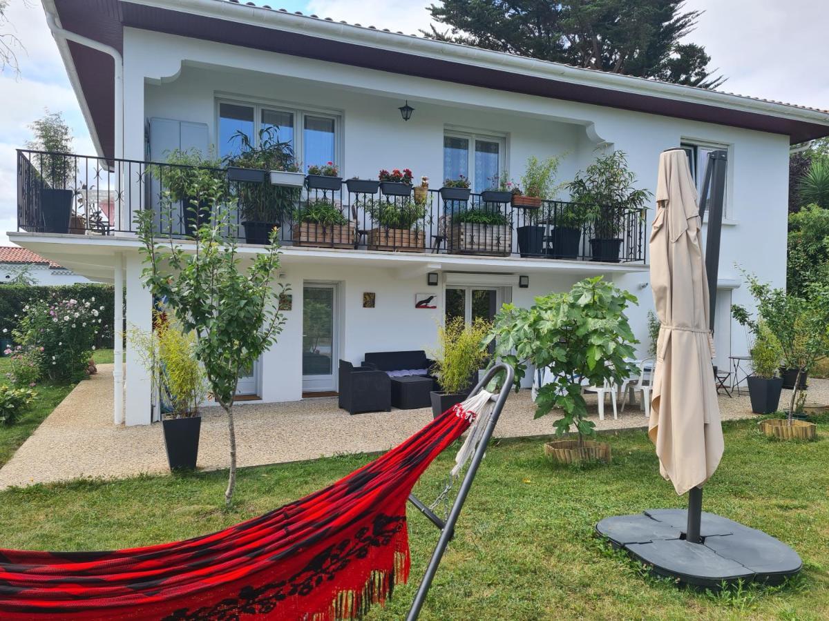 Appartement Avec Cuisine Et Grande Piscine Chauffee Hendaye Ngoại thất bức ảnh