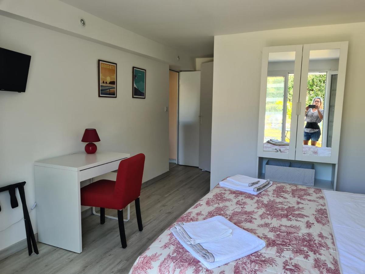 Appartement Avec Cuisine Et Grande Piscine Chauffee Hendaye Ngoại thất bức ảnh